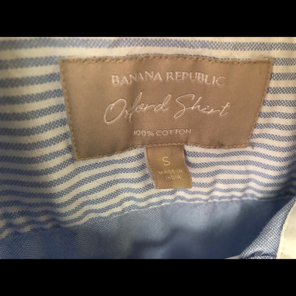 Banana Republic blue Oxford shirt- soft wash- S high quality - Picture 4 of 5